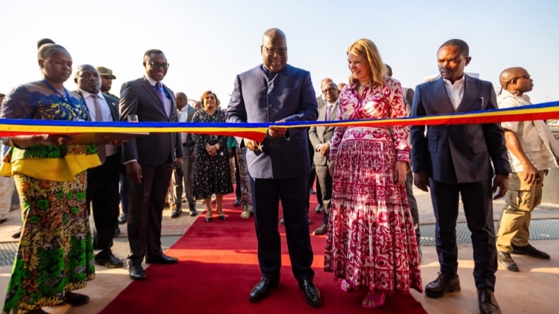 刚果（金）总统为卡莫阿卓越发展中心开幕剪彩