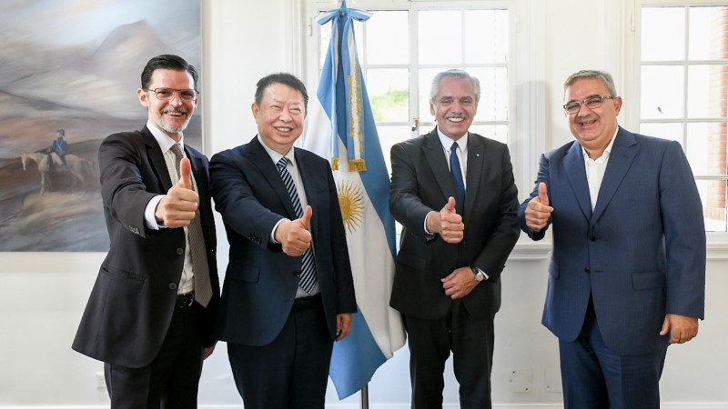 阿根廷总统费尔南德斯会见紫金矿业董事长陈景河
