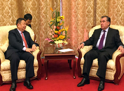 陈景河董事长在京拜会来访的塔吉克斯坦总统拉赫蒙